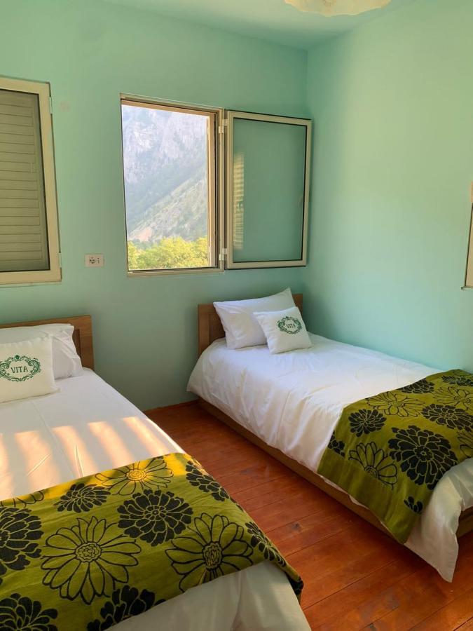 Vita Guesthouse Bajram Curri Exterior photo