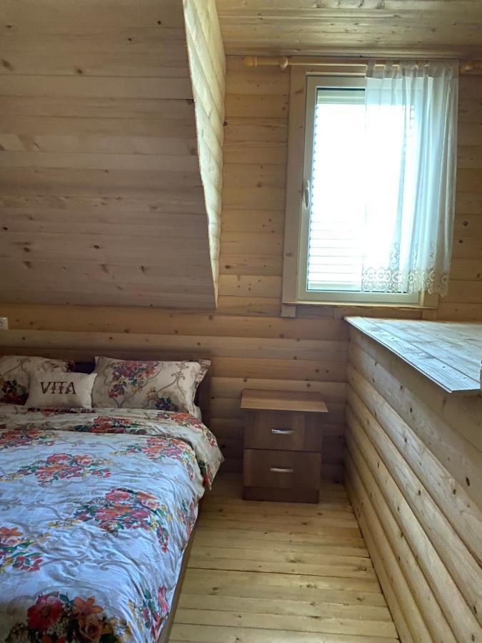 Vita Guesthouse Bajram Curri Exterior photo
